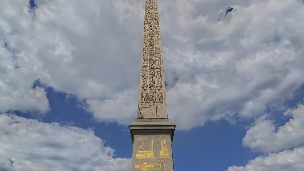 Луксорский обелиск, площадь Могласия, Париж