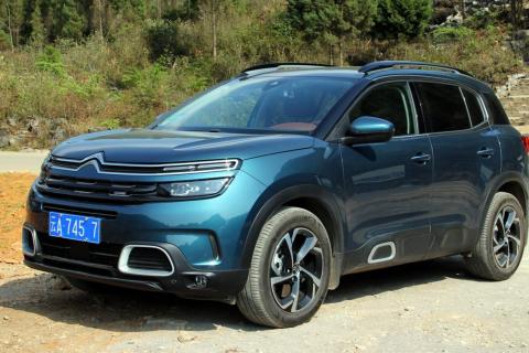Новый Citroen C5 Aircross стал крупнейшим и самым дорогим SUV бренда