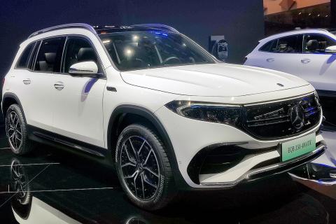 Mercedes EQB Progressive 2025 стал доступен в Испании со скидкой более 9000 евро