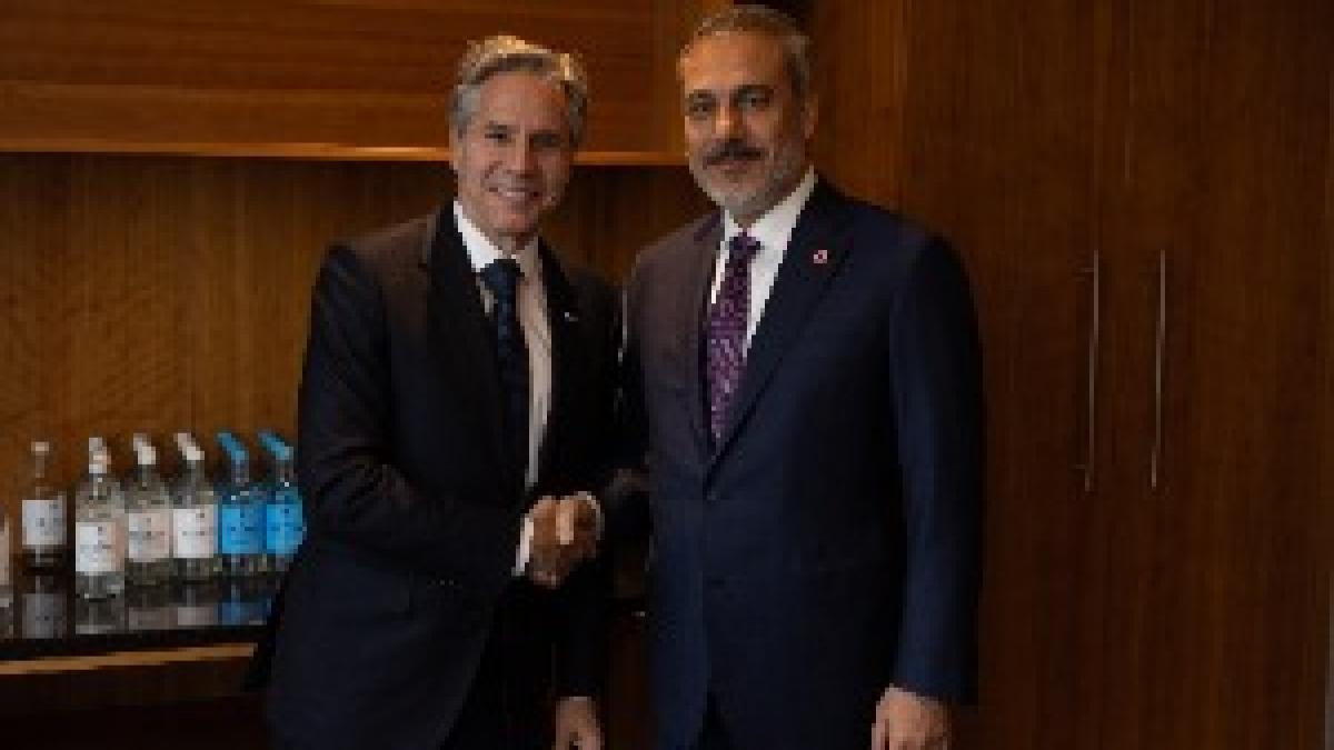 Secretary Blinken Meets with Türkiye Foreign Minister Fidan - 53002140112