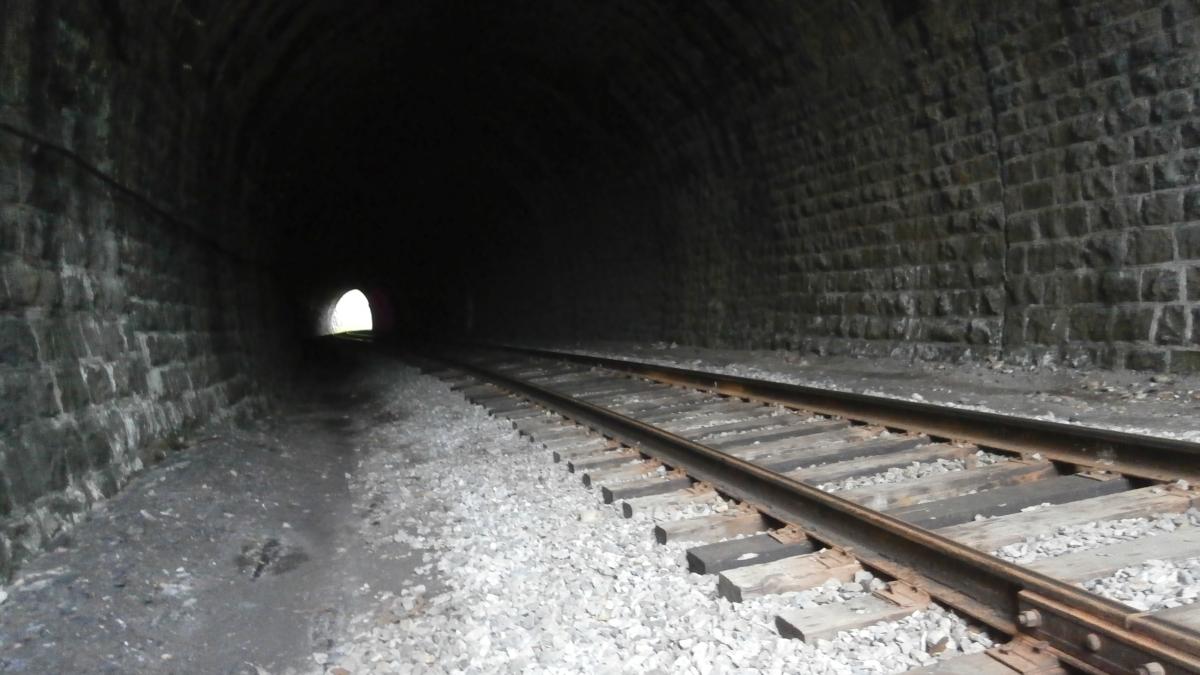 Внутри туннеля