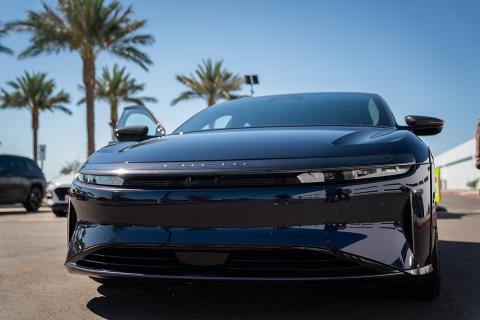 Lucid Air Sapphire разогнался до 60 миль/ч за 1,881 секунды — тест Motor Trend