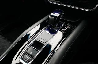 Частые переключения селектора в пробках вредят автомату — автоэксперт