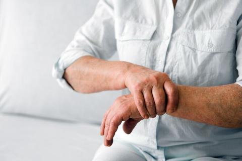 Учёные наблюдают людей с высоким риском ревматоидного артрита и находят ранние иммунные сдвиги