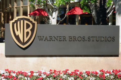 Warner Bros. уволила актёра озвучки после того, как узнала о его заболевании