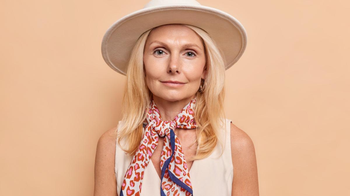 Косынка на шее