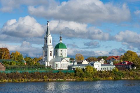 Тверь стала самым популярным осенним направлением 2025 года — OneTwoTrip