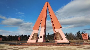 Мемориал советским солдатам в центре Кишинева власти решили модернизировать