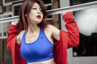 Отжимания и жим лёжа поддерживают тонус груди — мнение диетолога Сари Гривз