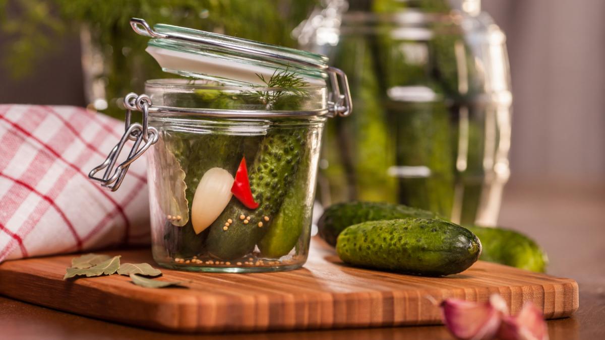 Маринованные огурцы