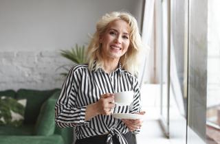 В зрелом возрасте можно изменить свои реакции и восприятие жизни — психолог Ирина Громова