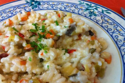 Как приготовить рассыпчатый рис с овощами: пошаговая инструкция