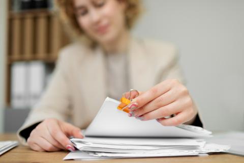 Советы по правильному хранению документов: от сортировки до цифровых копий