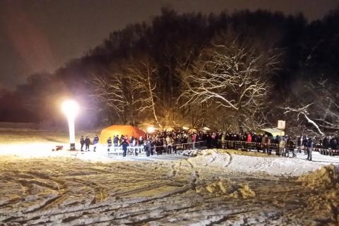 РИАН: Любители зимнего плавания искупались в Енисее при минус 30