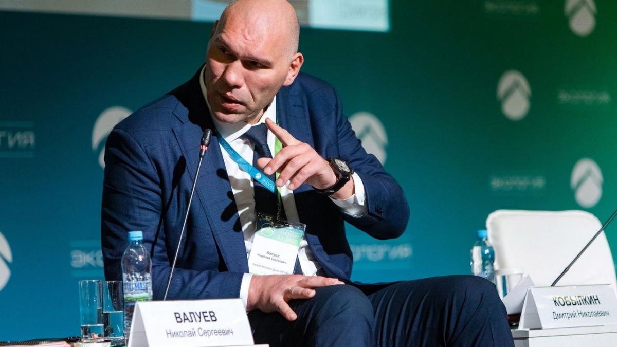 Николай Валуев