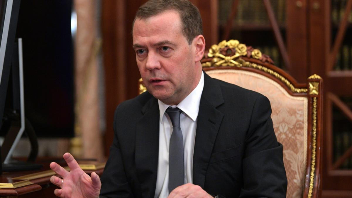 Дмитрий Медведев Дмитрий Медведев