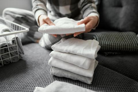 Хозяйки подтверждают: минимализм в одежде упрощает сборы в путешествие