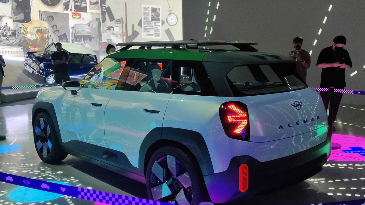 Mini Aceman Concept Mini Aceman Concept