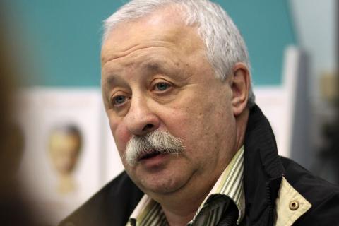 Врачи запретили Леониду Якубовичу алкоголь и сладости после диагноза диабет — Life.ru