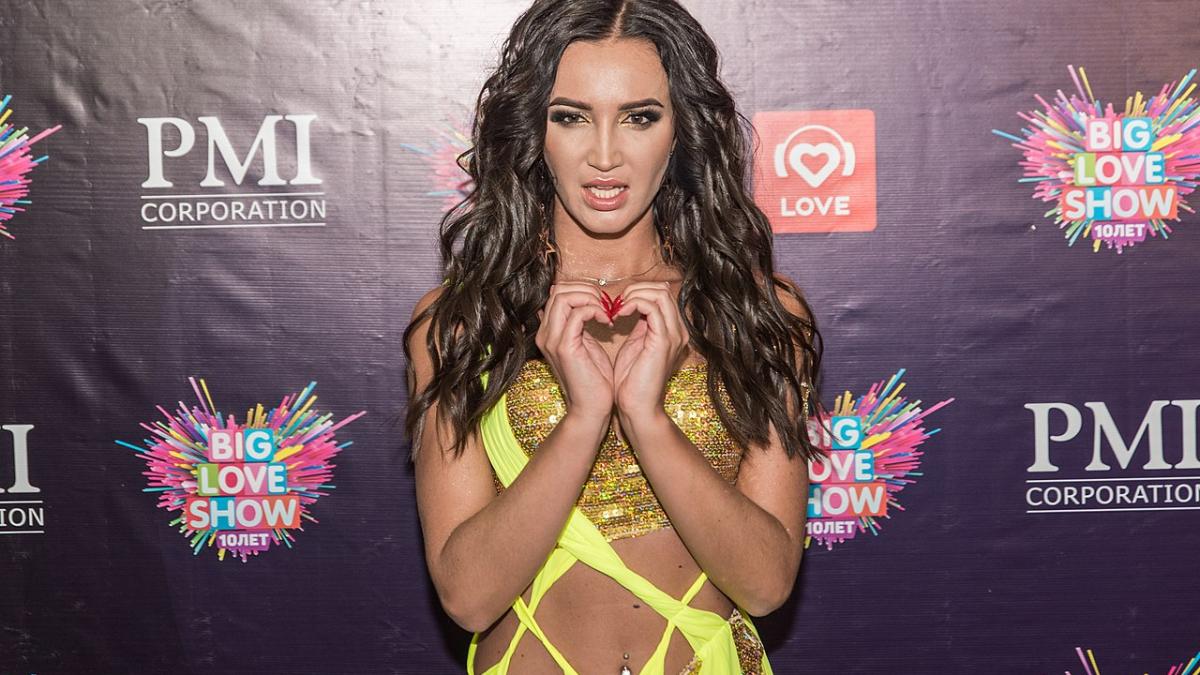 Ольга Бузова