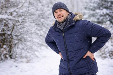 Боль в спине у мужчин старше 65 лет может быть причиной бессонницы – Innovation in Aging