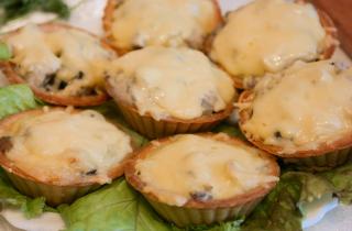 Порционный жульен в тарталетках запекается при 180 градусах — повар