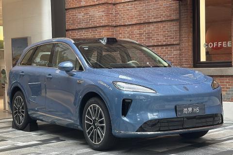 BYD и SAIC лидируют по продажам автомобилей в Китае в 2025 году — аналитика GlobalData