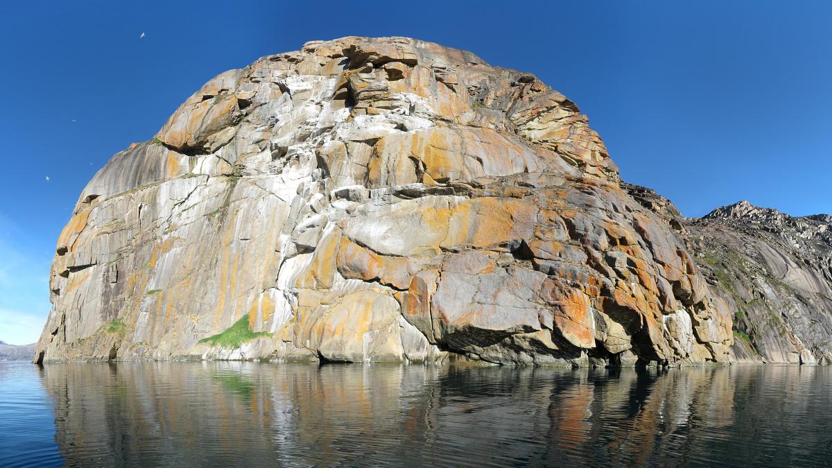 Nunâ island Upernavik district 2007-08-09 3