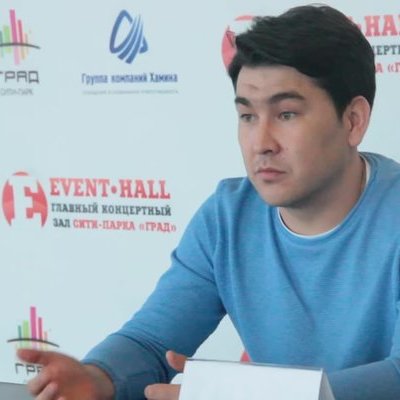 Стало известно, почему жена Азамата Мусагалиева не работает уже 16 лет