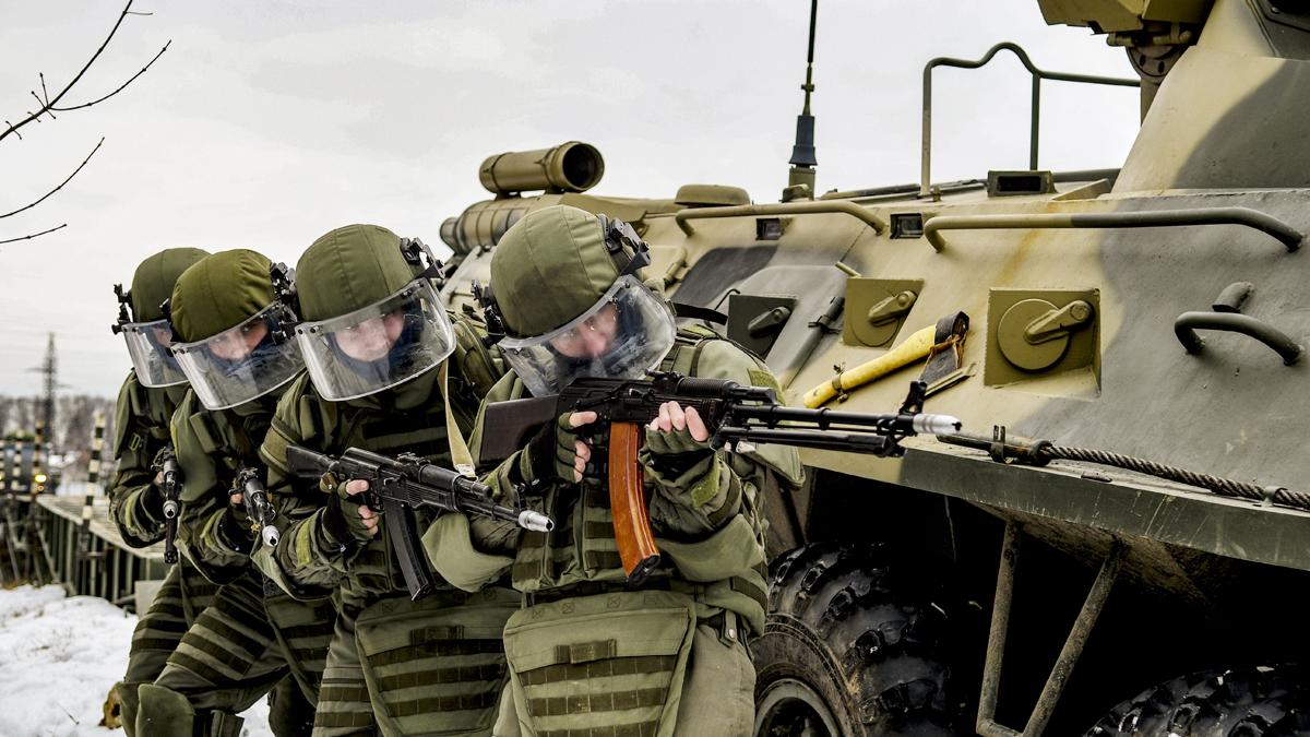 Российские военные Российские военные