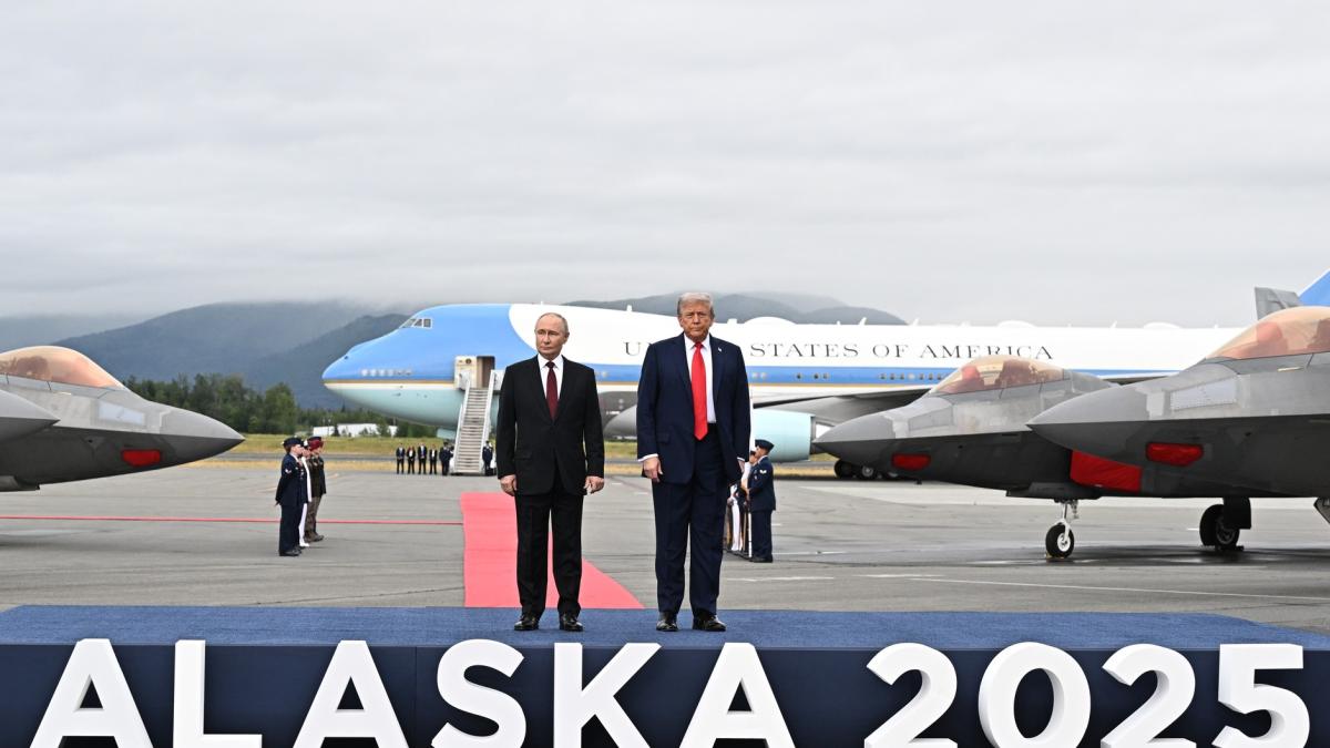 Putin and Trump at the Alaska 2025 summit