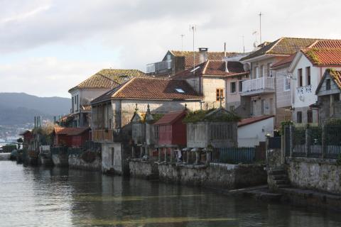 Мегаполисы выселяют душу: аутентичная Испания теперь прячется в тишине средневековых каменных деревень