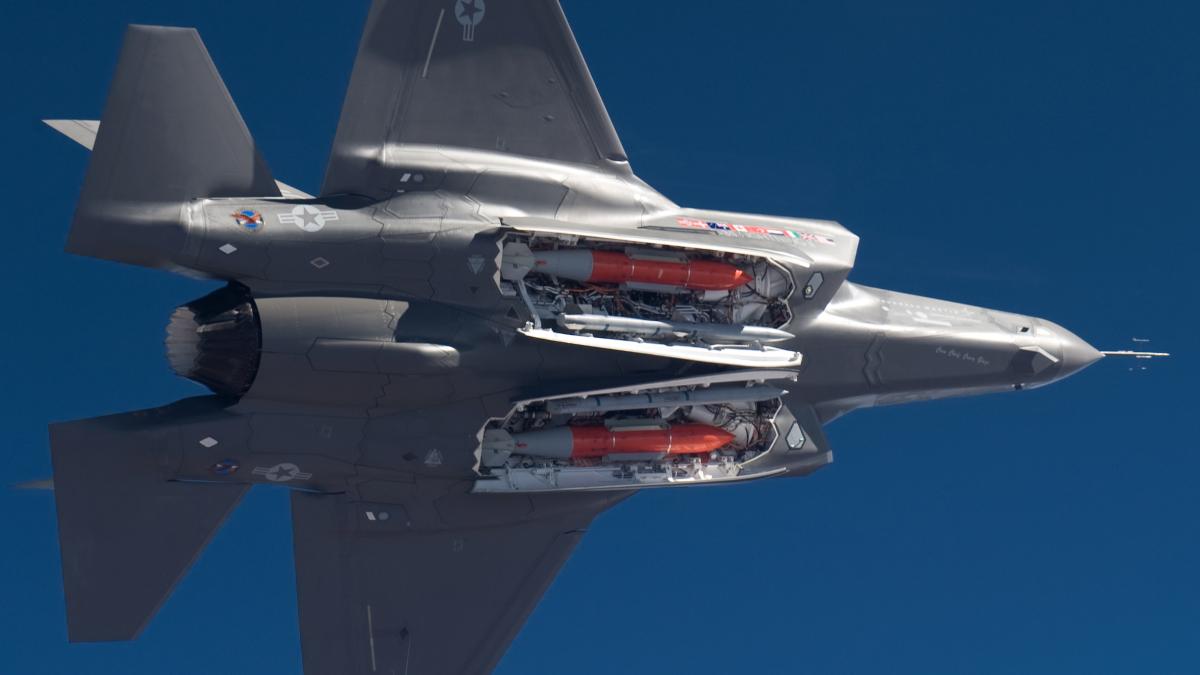 F-35A with 2 B61-12 bombs