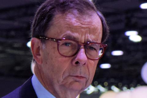 Бывший генеральный директор Renault Луи Швейцер умер на 84-м году — Le Monde