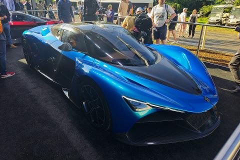 Гиперкар Zenvo Aurora с V12 и четырьмя турбинами готовится к премьере в США