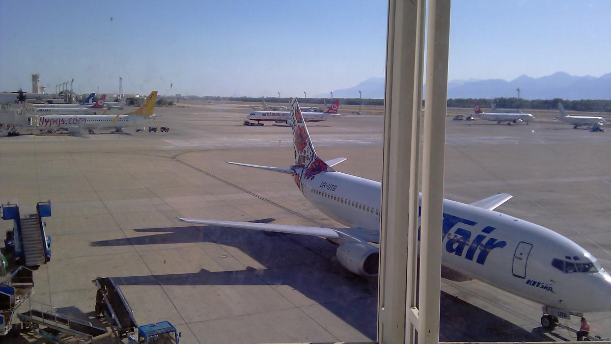 Antalya Airport 2011-08-26