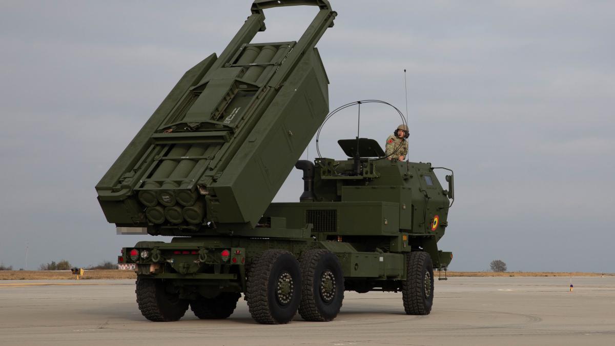 Romanian HIMARS during exercise ATREUS Romanian HIMARS during exercise ATREUS