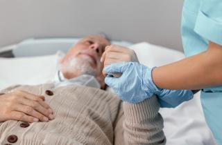 Повышенное давление и холестерин увеличивают риск инсульта — Александр Мясников