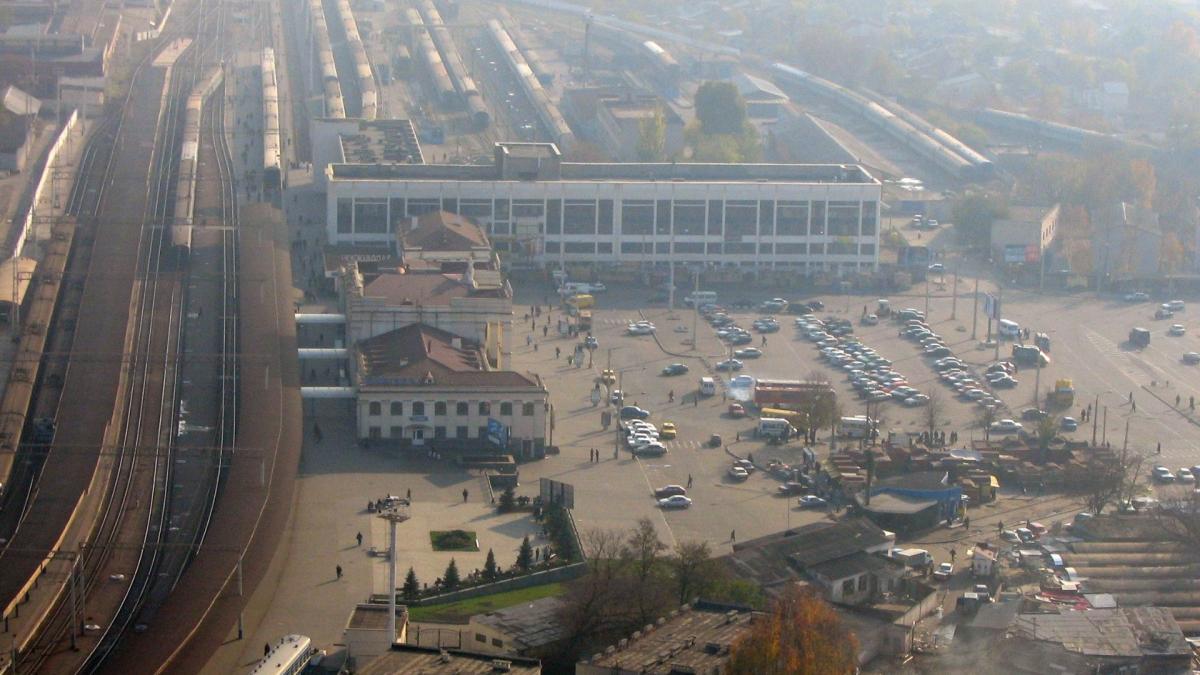 Вид на вокзал «Запорожье-I» Вид на вокзал «Запорожье-I»