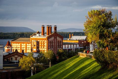 Жигулёвский пивоваренный завод и бункер Сталина привлекают туристов в Самару Жигулёвский пивоваренный завод и бункер Сталина привлекают туристов в Самару