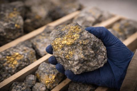 Сверхкрупные запасы высокосортного золота выявлены в Китае — геологи