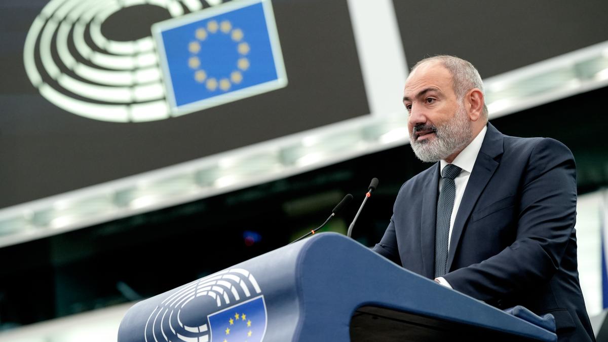 Armenian Prime Minister- “We must move steadily towards peace with Azerbaijan” - 53271624418