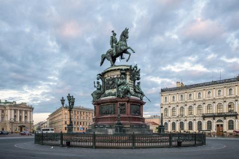Тайка назвала Санкт-Петербург самым красивым городом мира