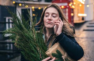 Одиночество помогает снизить эмоциональное давление и формировать спокойное новогоднее переживание — Елена Морозова