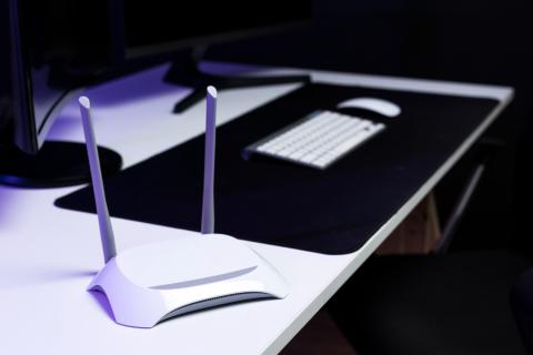 Как я избавился от соседских помех и ускорил свой Wi-Fi