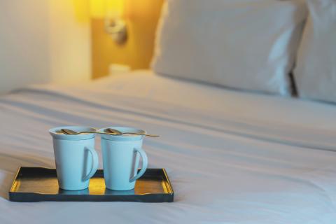 Британцы и немцы лидируют по кражам вещей из гостиниц — данные опроса Wellness Haven