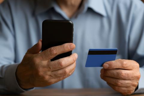 Правительство заявило о необходимости доработки проекта о переводах мигрантов