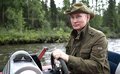 В России решают рабочие вопросы во время отдыха В России решают рабочие вопросы во время отдыха