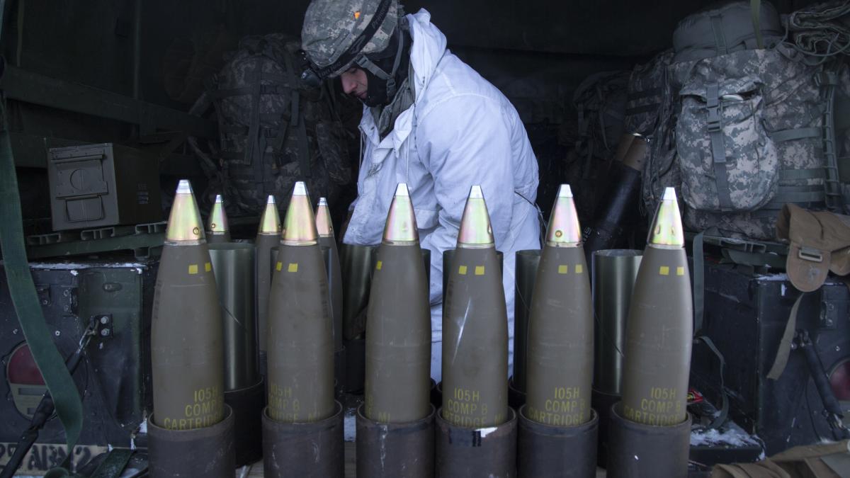 2-377 PFAR paratroopers conduct live fire-cold weather training 170119-F-YH552-035