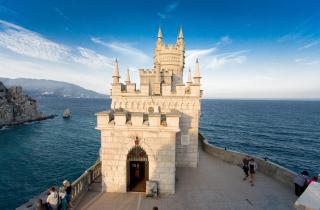 Гаспра предлагает санатории с оздоровительными процедурами, отели и частный сектор для проживания туристов — гиды